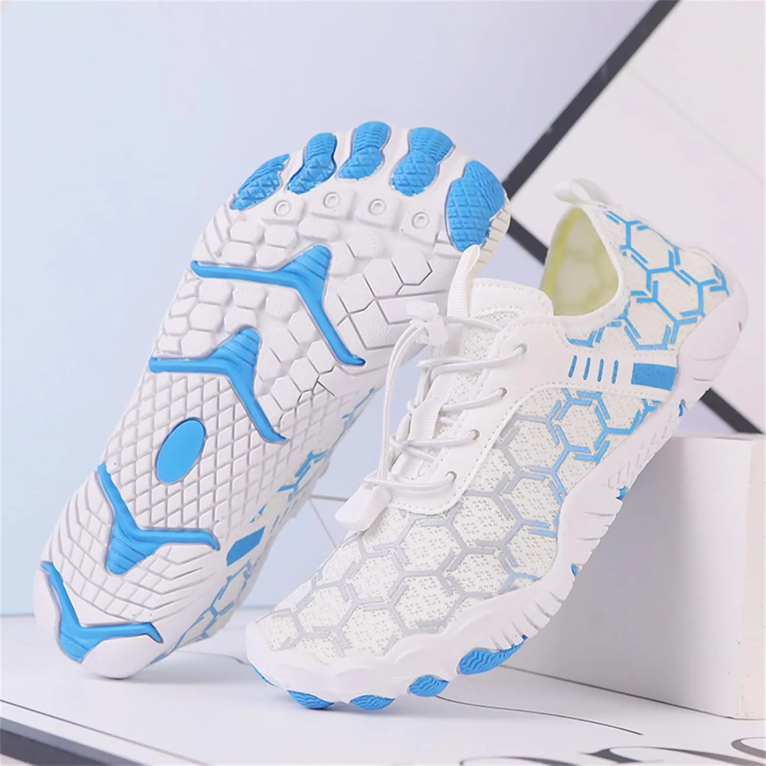 Hiking Shoes for Women Men Lightweight Non-Slip Barefoot Shoes Quick Dry Wide Toe Box Water Shoes Athletic Plaid Printed Water Shoes for Swimming Kayaking Surfing Running Exercising Climbing