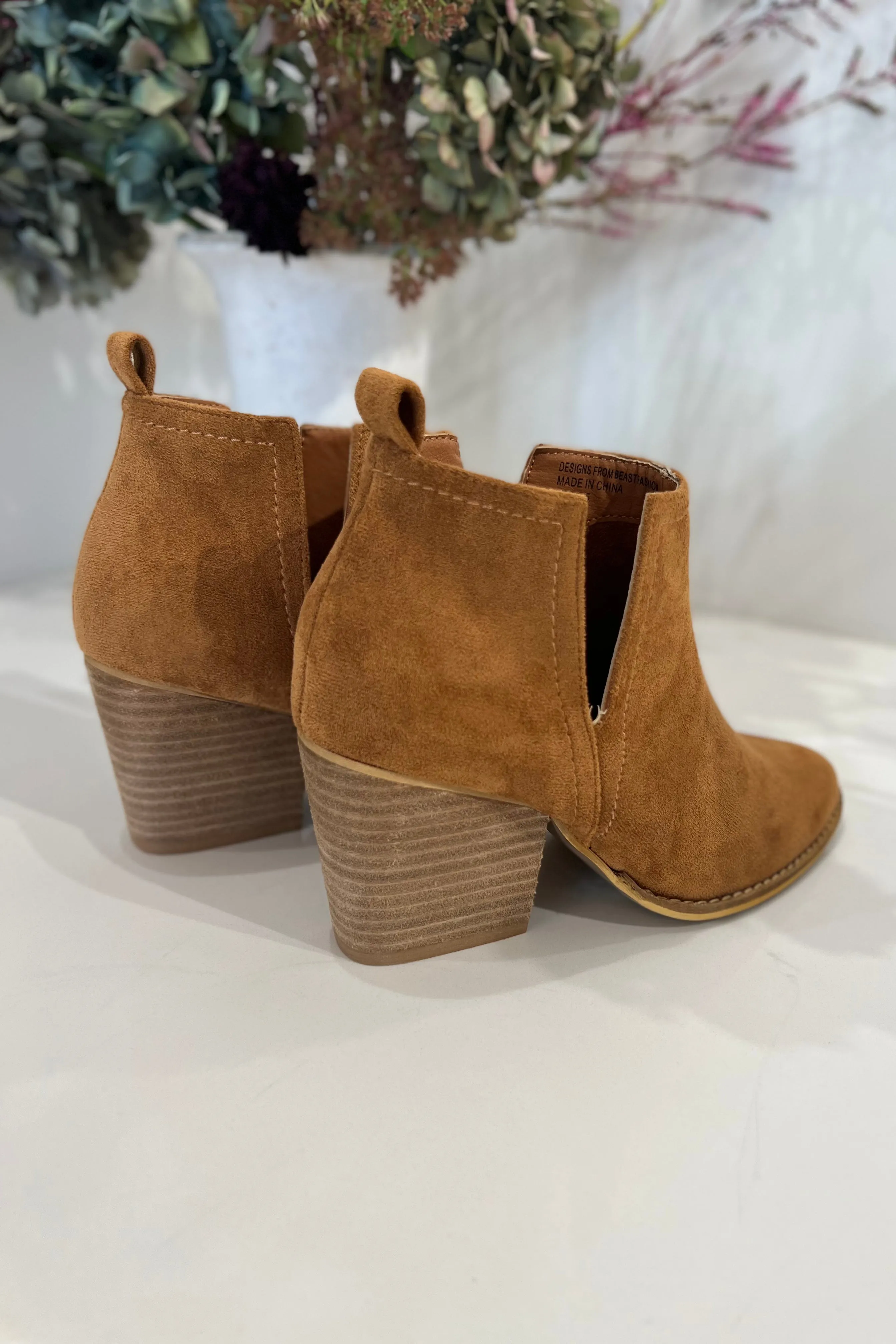 WESLEE TAN SIDE SLIT BOOTIE